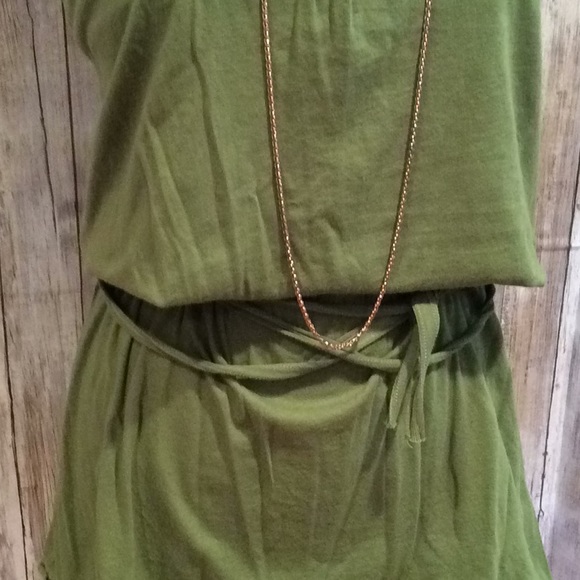 ☘️ NWOT, ‘ABERCROMBIE AND FITCH’ LONG TIE TOP - Picture 2 of 5